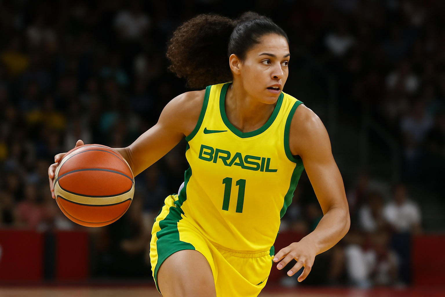 Imagem ilustrativa gerada por IA para: Hortência está entre finalistas a homenagem histórica da Fiba